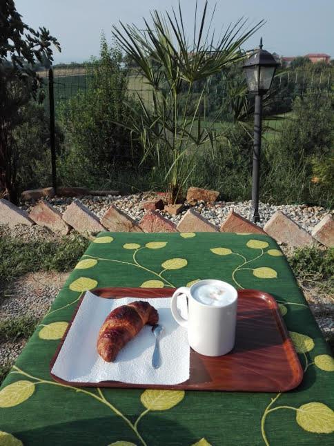 A Casa Di Anna Bed & Breakfast Vaglio Serra Exterior photo